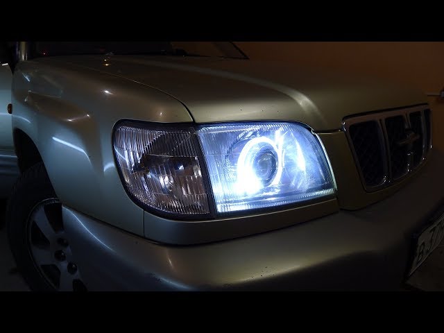 Subaru Forester тюнинг фар Установка светодиодных би модулей Optima и ангельских глазок