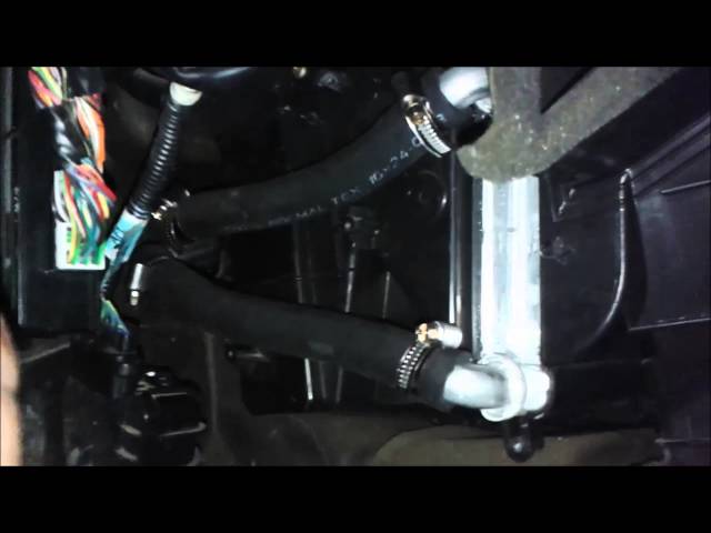 Замена радиатора отопителя салона - печки в авто Subaru Tribeca +79788545470 Симферополь
