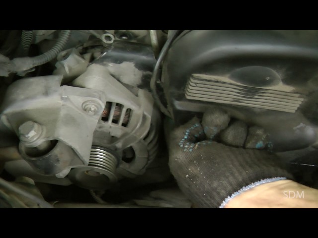 Opel Vectra B Z18XE ремонт: генератор часть 1 - снятие