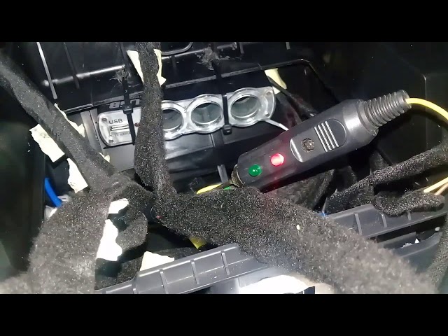 Снять магнитолу, разобрать панель приборов и установить навигацию, бортовой комп Рено дастер 2 2017