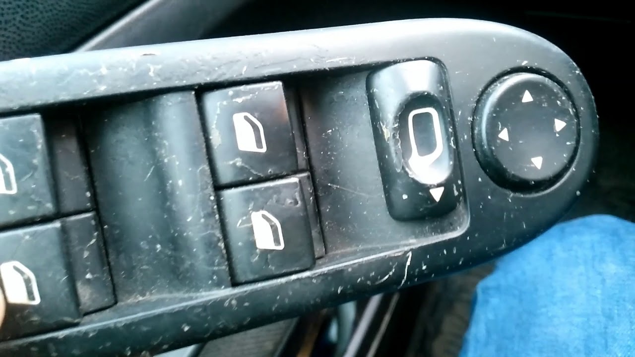 Замена, ремонт кнопок стеклоподъемника Peugeot 307