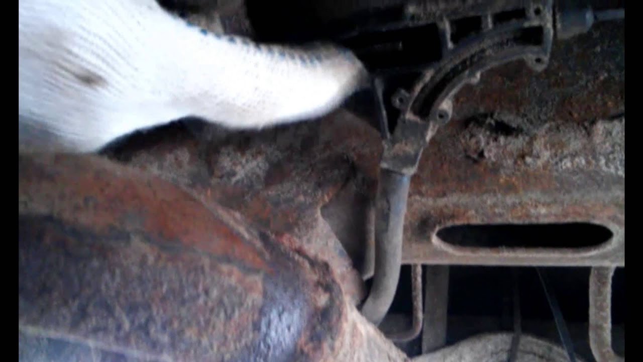 как подтянуть тросик ручника Пежо 406.how to pull the parking brake cable Peugeot 406