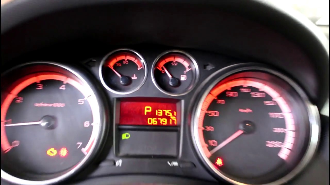 Датчик температуры живет своей жизнью Peugeot 408 1,6 Пежо 408 2012 года