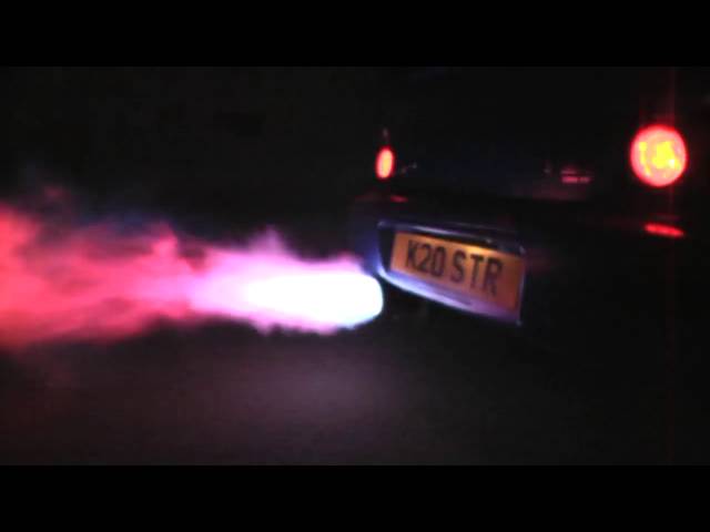 Subaru Impreza WRX STI огонь из глушителя