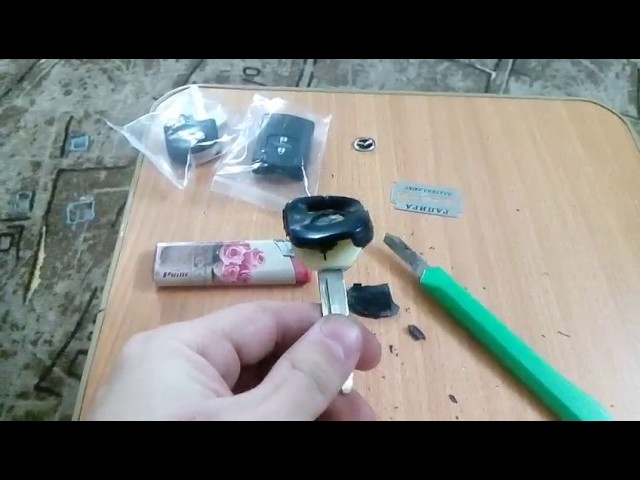 Как пересадить чип родного ключа в выкидной (Mazda 3)