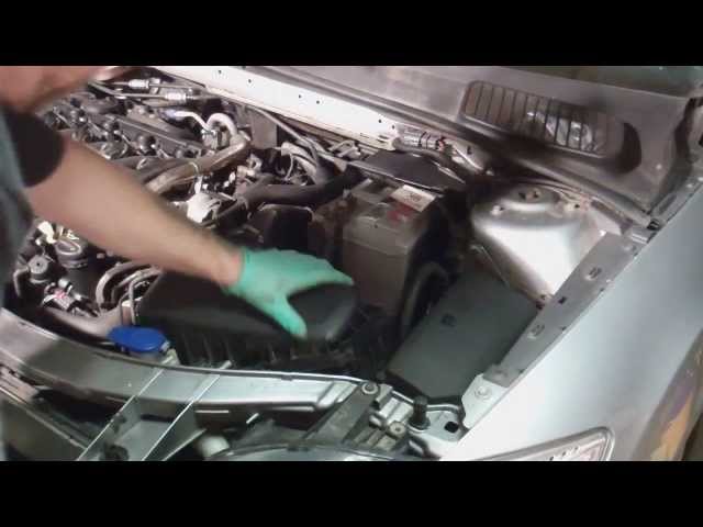 Replacing your car battery (Ford Mondeo Mk4 2007 onwards)